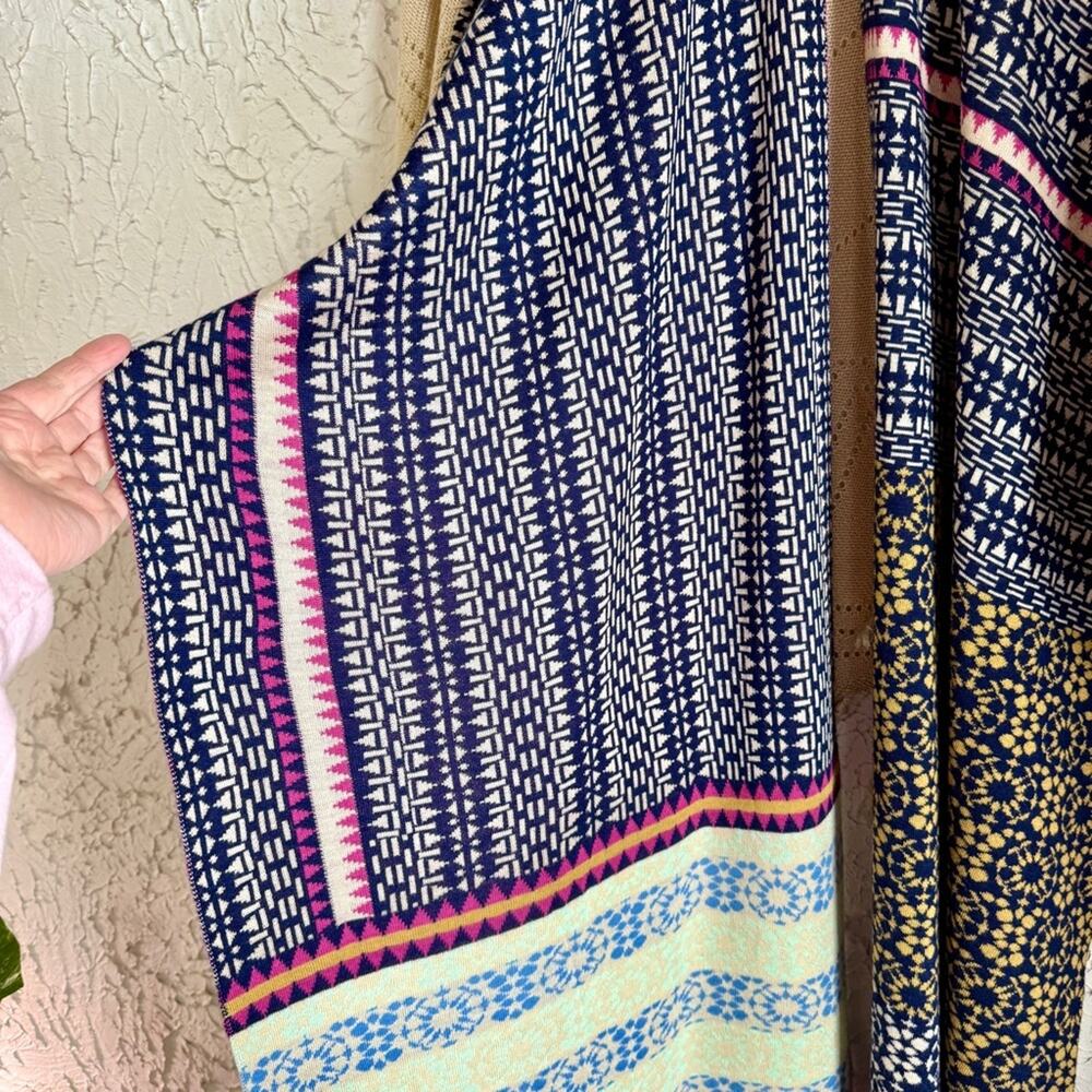 Bohemian Multicolor Woven Shawl - Picture 5 of 9